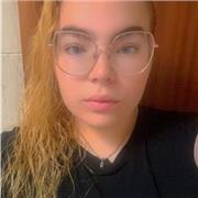 Soy actualmente estudiante de FP en Informática, y en la ESO tuve una media de 9 por lo que estoy capacitada para enseñar.